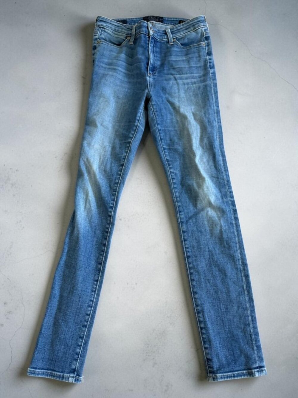LUCKY BRAND Medium Wash Skinny Jeans Size 27 / US 4